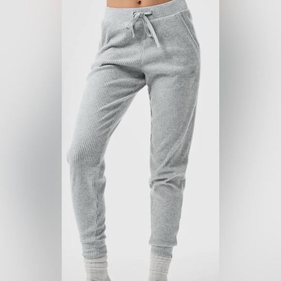 ALO yoga Gray Ribbed Joggers - Picture 3 of 11
